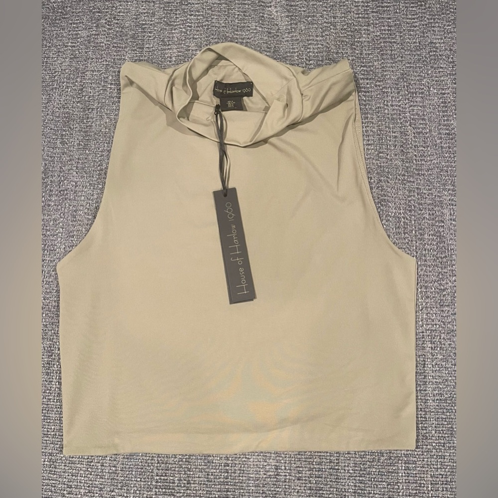 Mock neck top⭐️ - Picture 3 of 6